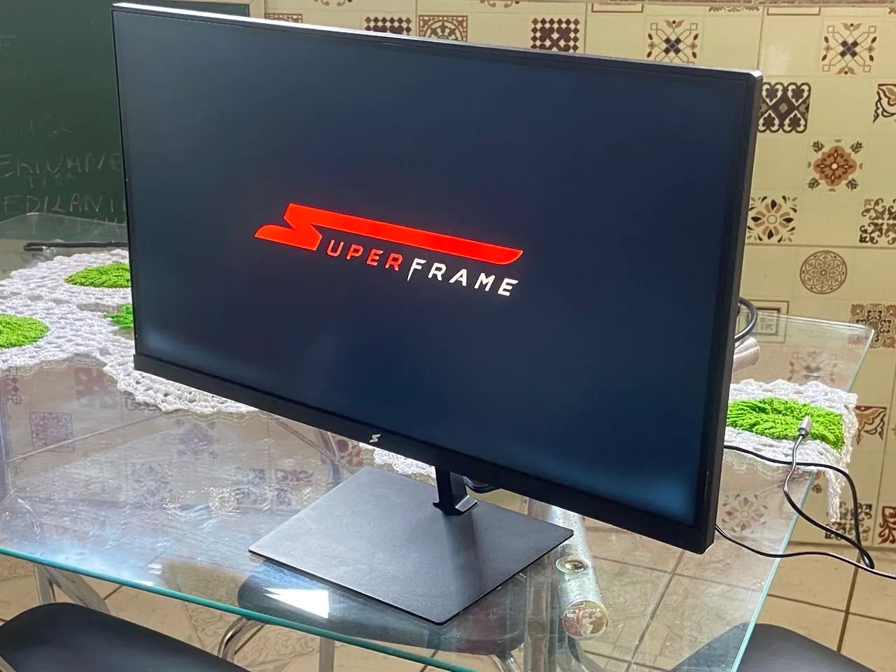 Monitor 19