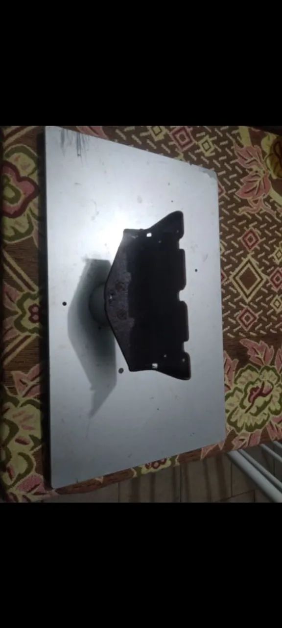 Base para TV da marca Panasonic*usada*! - Foto 3
