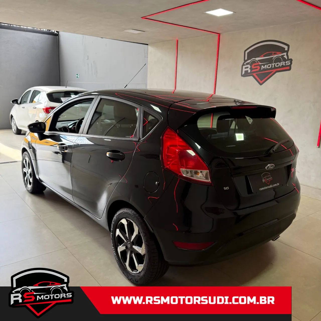 Ford Fiesta 2017 - Foto 2