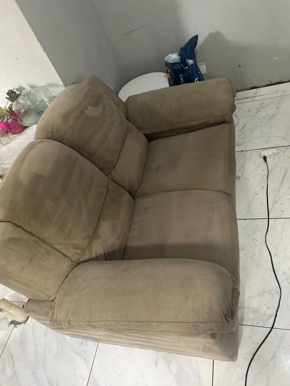 VENDO 2 SOFÁ 600,00 