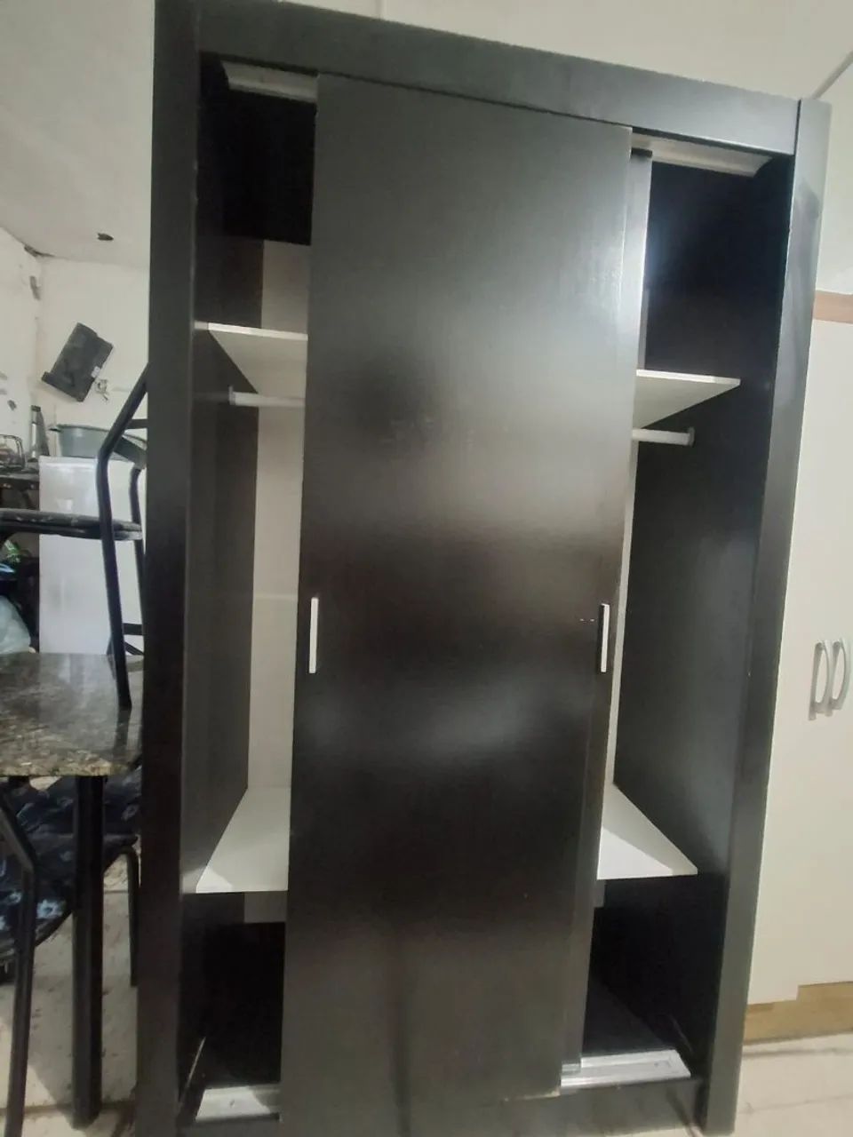 Guarda roupa portas de correr  - Foto 2