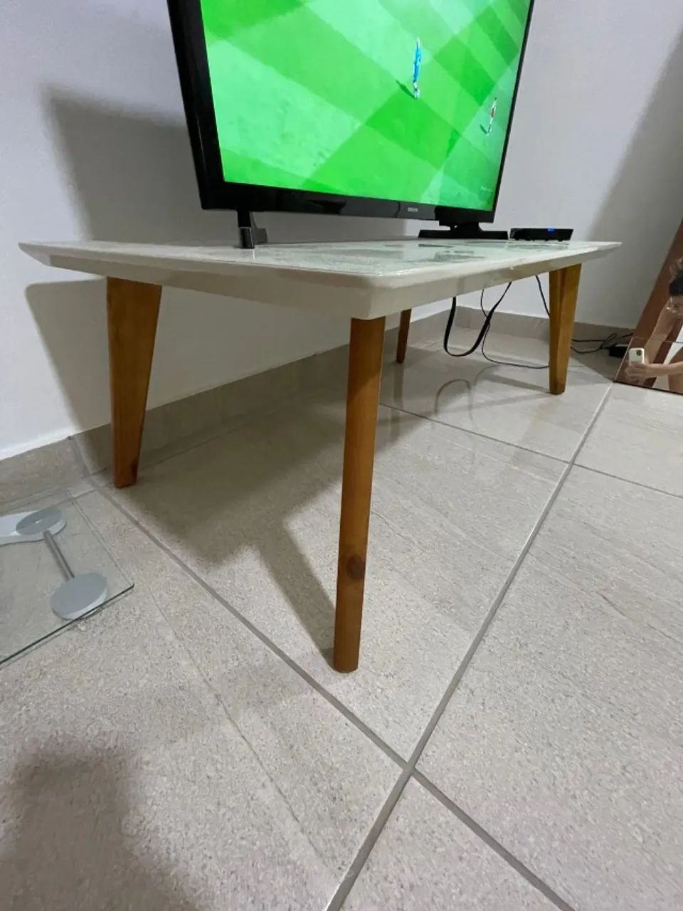 mesa de centro em madeira maciça - Foto 3