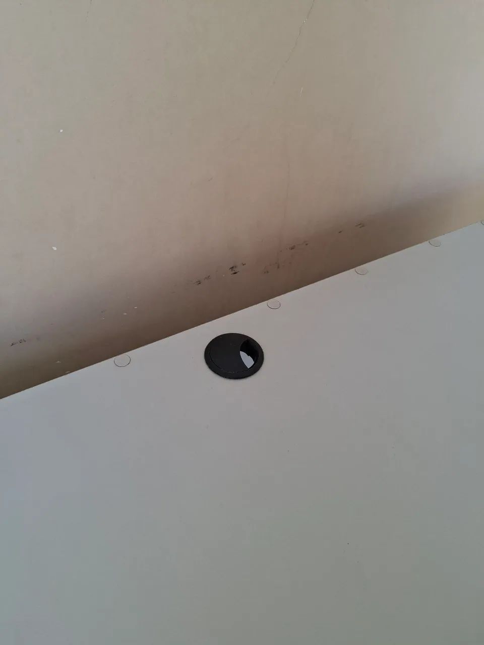 Mesa de madeira pra home office, escritório e estudos - Foto 4