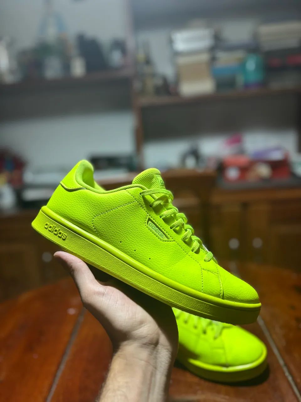 yuuu.　36 Tênis adidas urban court neon nº 36 - Calçados - Jacarecanga