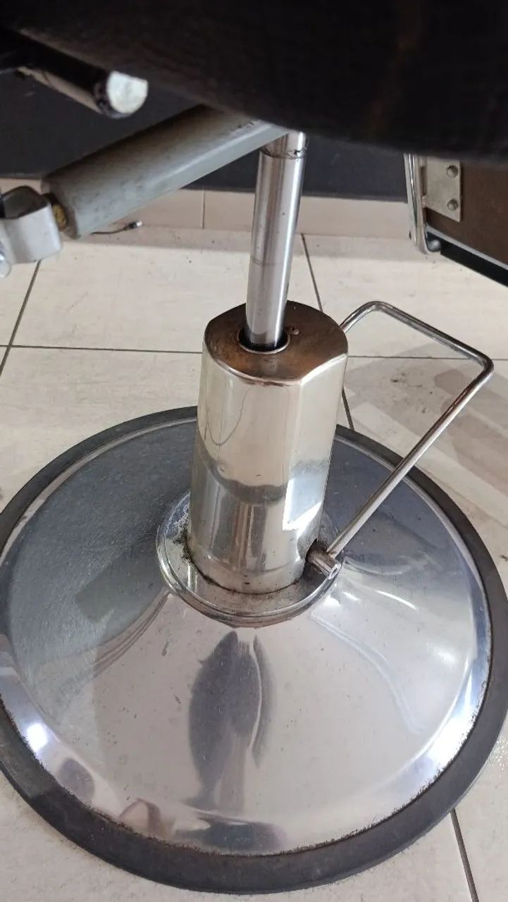 CADEIRA DE BARBEIRO  - Foto 4