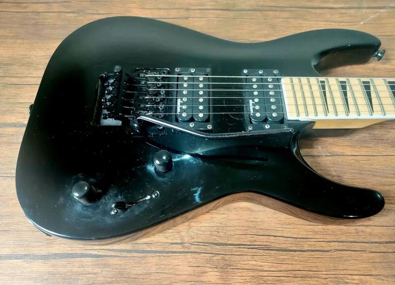 Guitarra Jackson Dinky JS32 - Foto 3