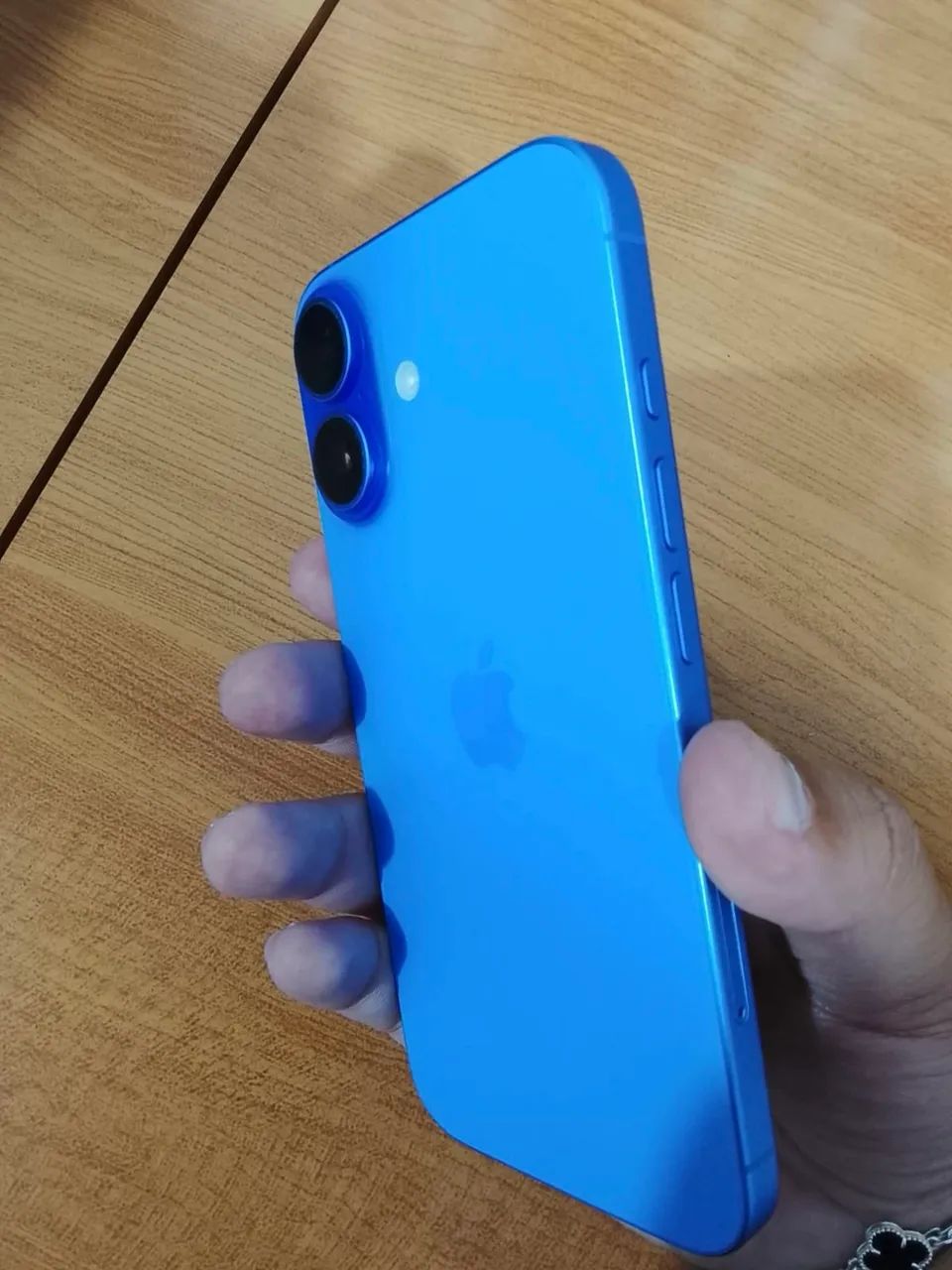 IPhone 16 128gigas  - Foto 2