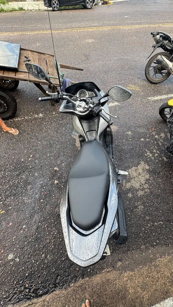 Vendo PCX 2017 toda em dia. - Foto 4