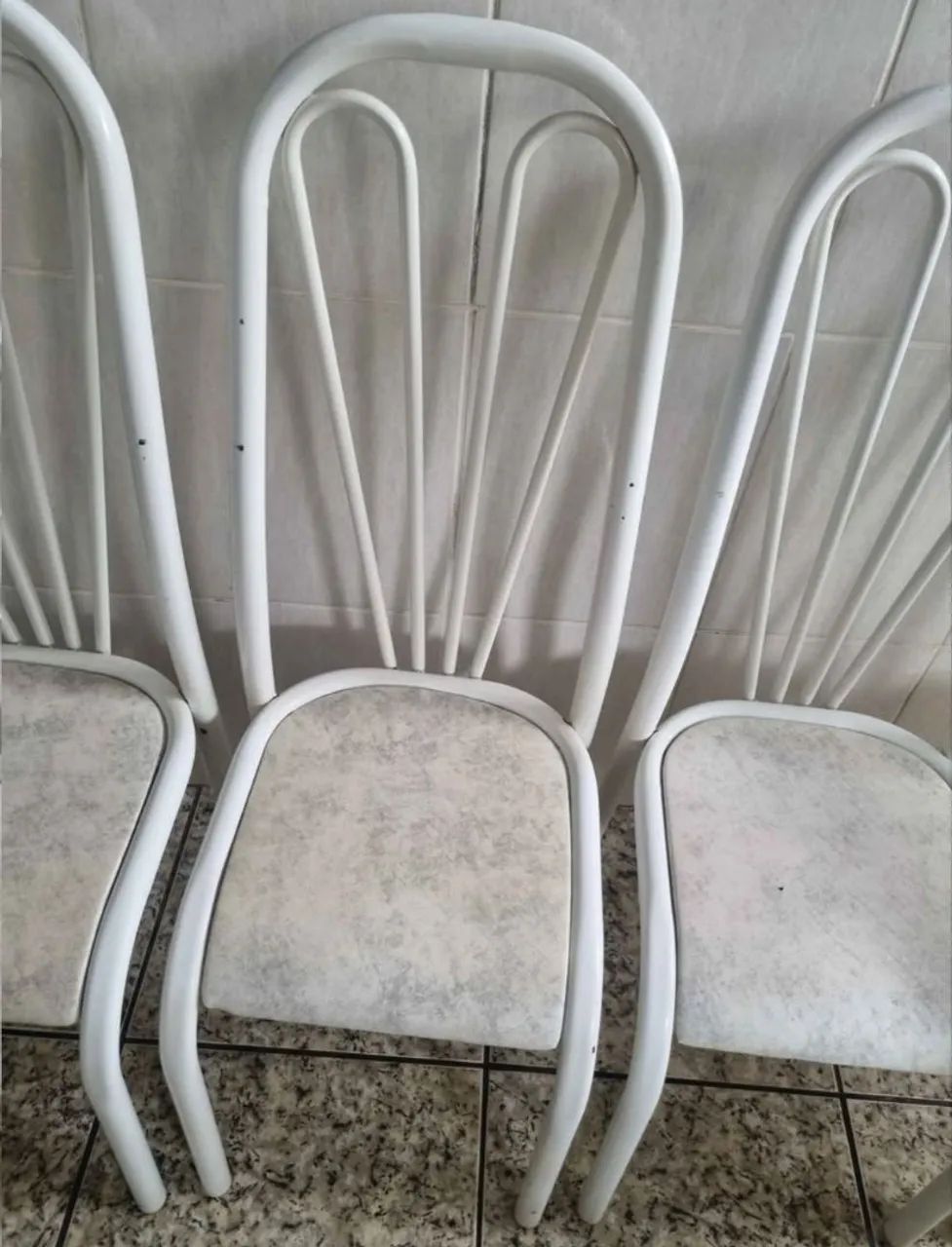 Mesa de mármore com 6 cadeiras  - Foto 5