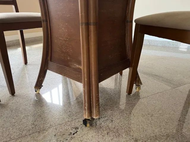Conjunto mesa e 5 cadeiras - Foto 4