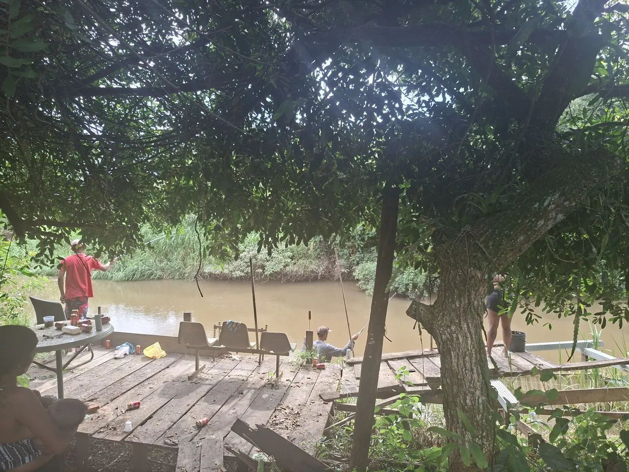 VENDE-SE RANCHO EM SARAPUÍ/SP  - Foto 4