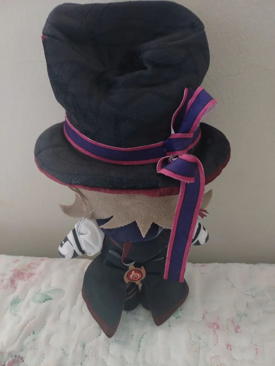 Boneco Pelúcia Lyney - Genshin Impact - Foto 2
