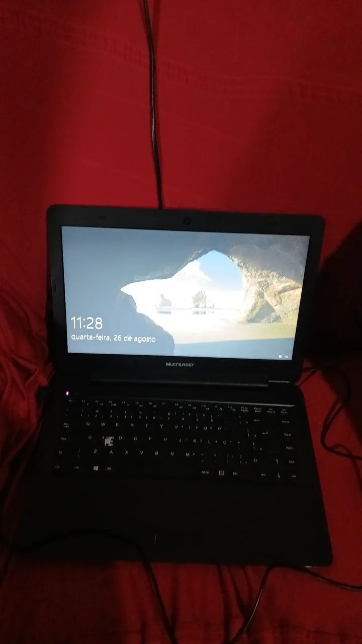 Vende se  notebook 300 reais  para estudo