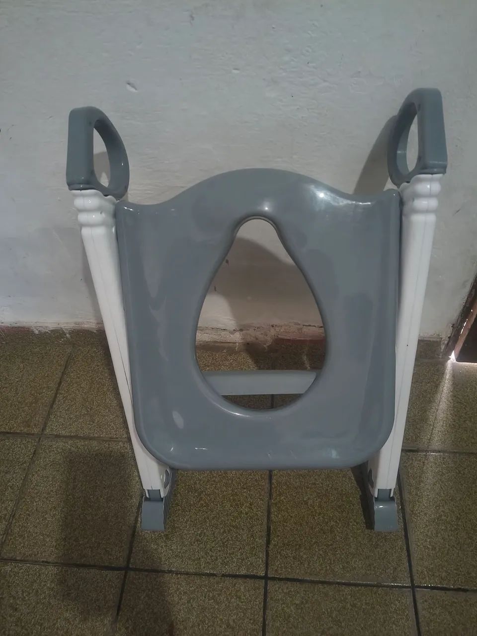 Assento sanitário com escadinha infantil 