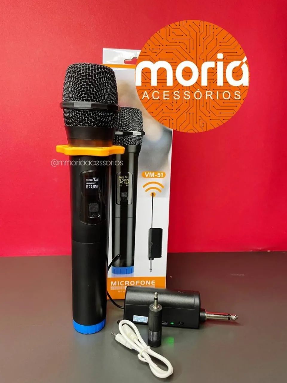 Microfone Sem Fio Wireless com Receptor Recarregável Dinâmico Display Digital 