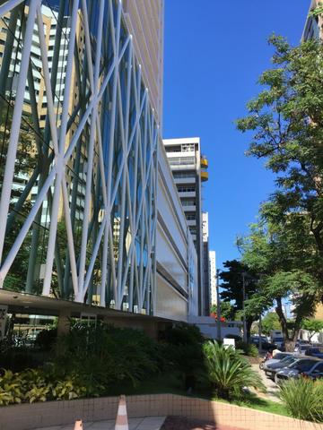 Vende-se Excelente Loja Comercial no Ed. Manhattan Square Garden na Av Santos Dumont 1510