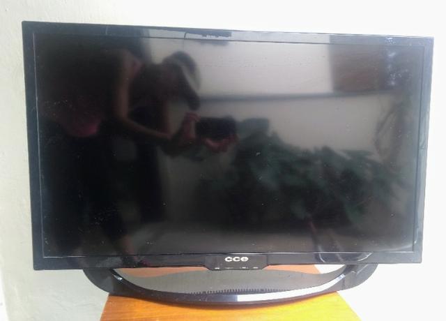 Tv led 32 cce (Não funcionando)