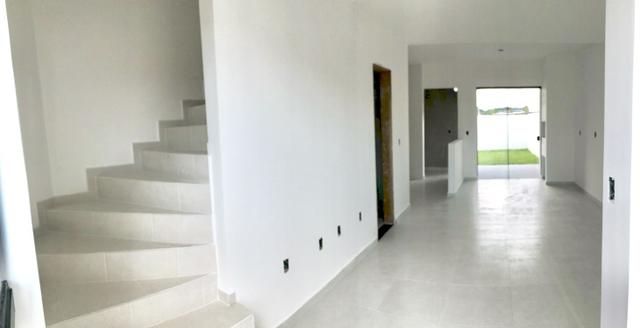 Sobrado geminado pronto com 3 quartos - excelente acabamento - Foto 4