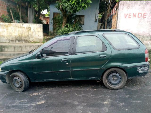 Carro bem conservado