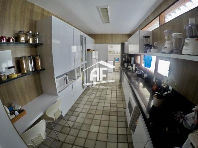 Casa construída em 2 lotes no condomínio Jardim do Horto - Área de lazer completa - Foto 11