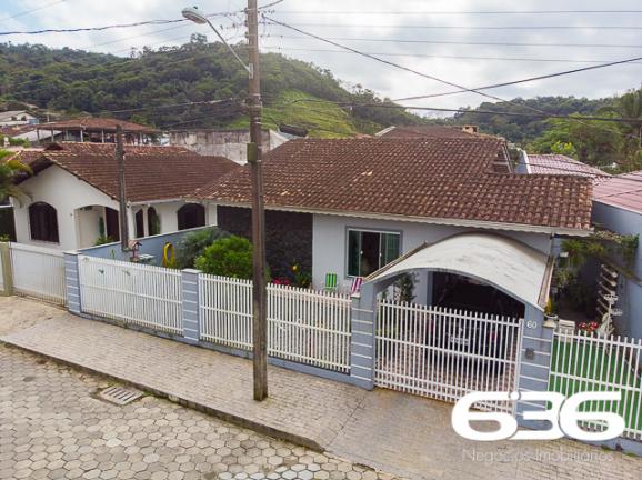 Casa | Joinville | Iririú | Quartos: 4