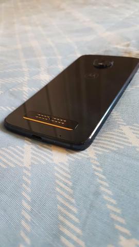 Moto z3 play e moto G4 troco os dois por iPhone ou outro superior - Foto 3