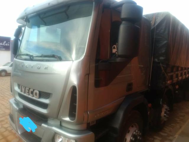 Vende_se caminhão Iveco ou troco em pá carregadeira w20 - Foto 3