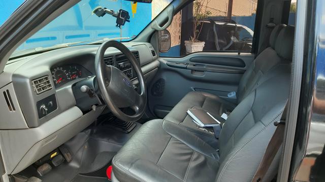 F250 3.9 diesel xlt 4 porta 2005 - Foto 6