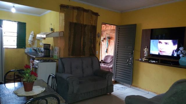 Vendo Excelente Casa, Bem Localizada, Perto do Asfalto - Foto 3