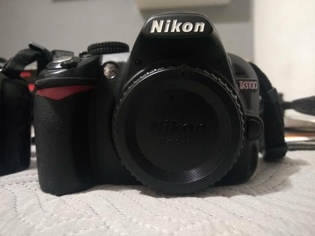 Nikon D3100