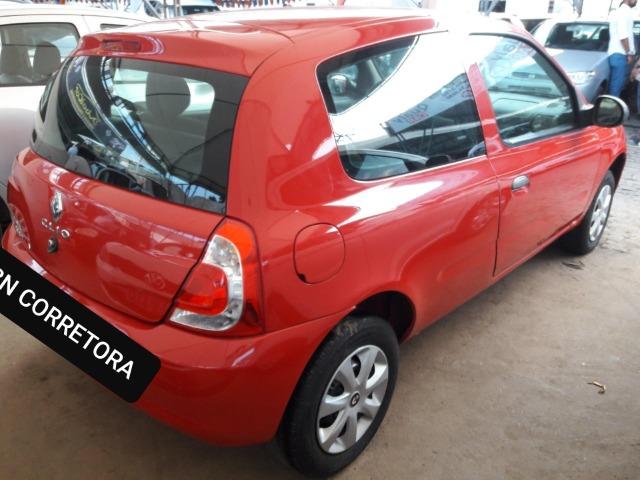 Renault Clio 1.0 Authentique 16V Flex 2P 2014! - Foto 2
