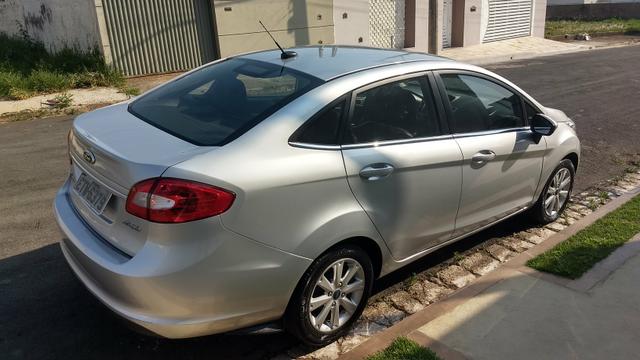 Ford New Fiesta Sedan - Foto 2