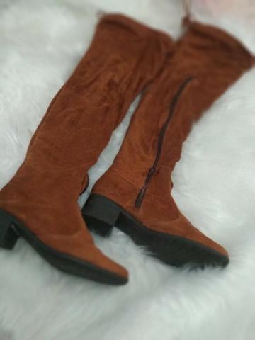 Bota cano longo camurça - Foto 2