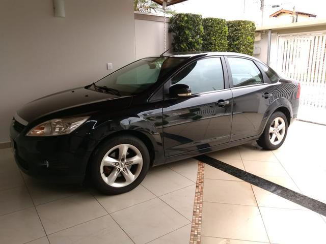 Ford focus sedan impecável!