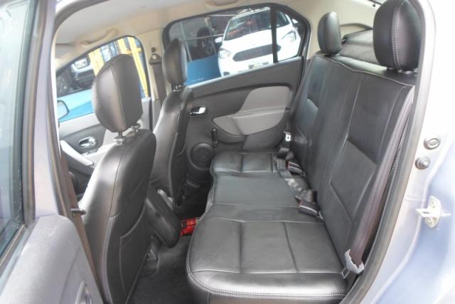 RENAULT LOGAN 1.0 EXPRESSION 16V FLEX 4P MANUAL. - Foto 4