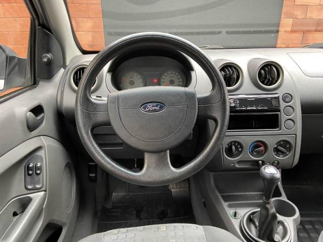 Ford Fiesta 1.0 MPI PERSONNALITÉ 8V GASOLINA - Foto 8