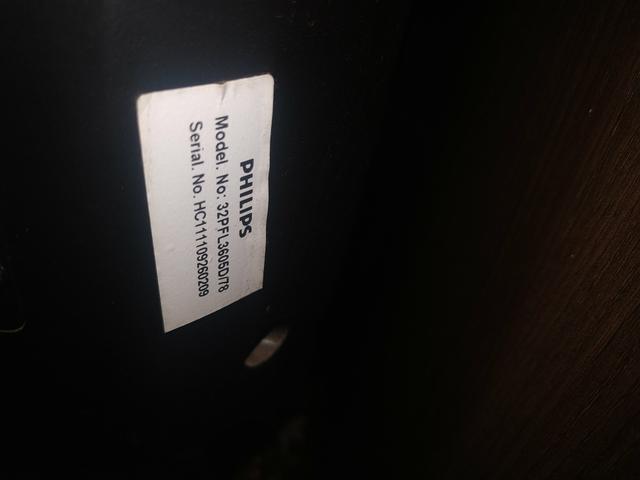 Base da tv PHILIPS 32 led - Foto 4
