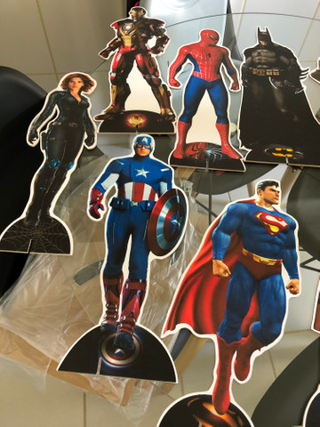 Display vingadores