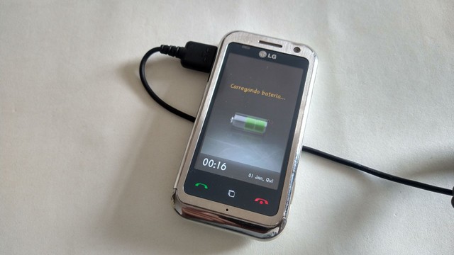 Celular LG Antigo Prata - Funcionando  - Foto 5