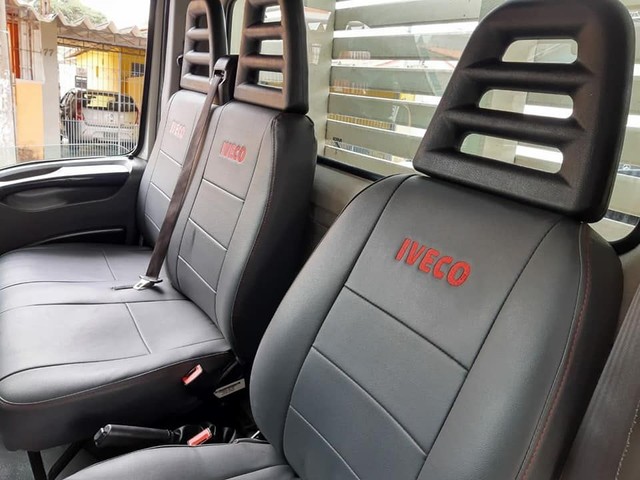 Iveco Daily 35s14 carroceria 2014 - Foto 9