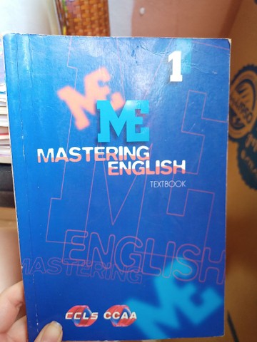 Livro Textbook Mastering English Course 1