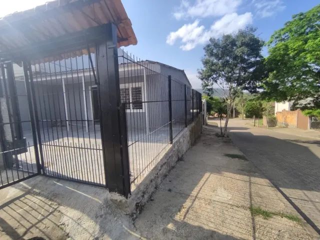 Captação de Casa a venda na Estrada João de Oliveira Remião - até 3998/3999, Lomba do Pinheiro, Porto Alegre, RS