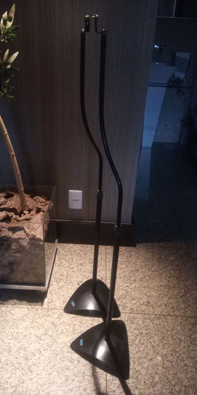 Par de pedestais para caixa acústica marca Airon Flex.  - Foto 5