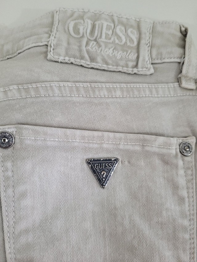 Calça jens feminina marca Guess original  - Foto 4