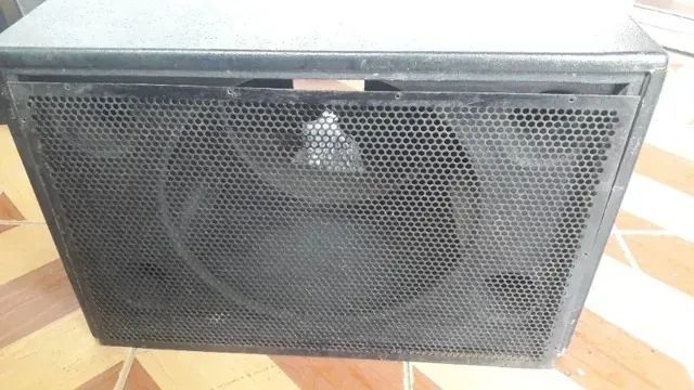 Vendo gabinete vazio de subwoofer 18 polegadas.  - Foto 2