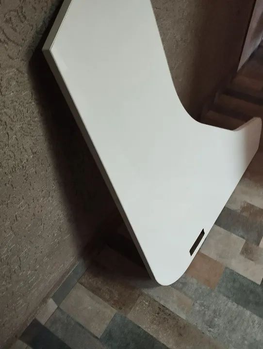Tampo de mesa em L com formato personalizado, qualidade de fabricação Flexform. - Foto 4
