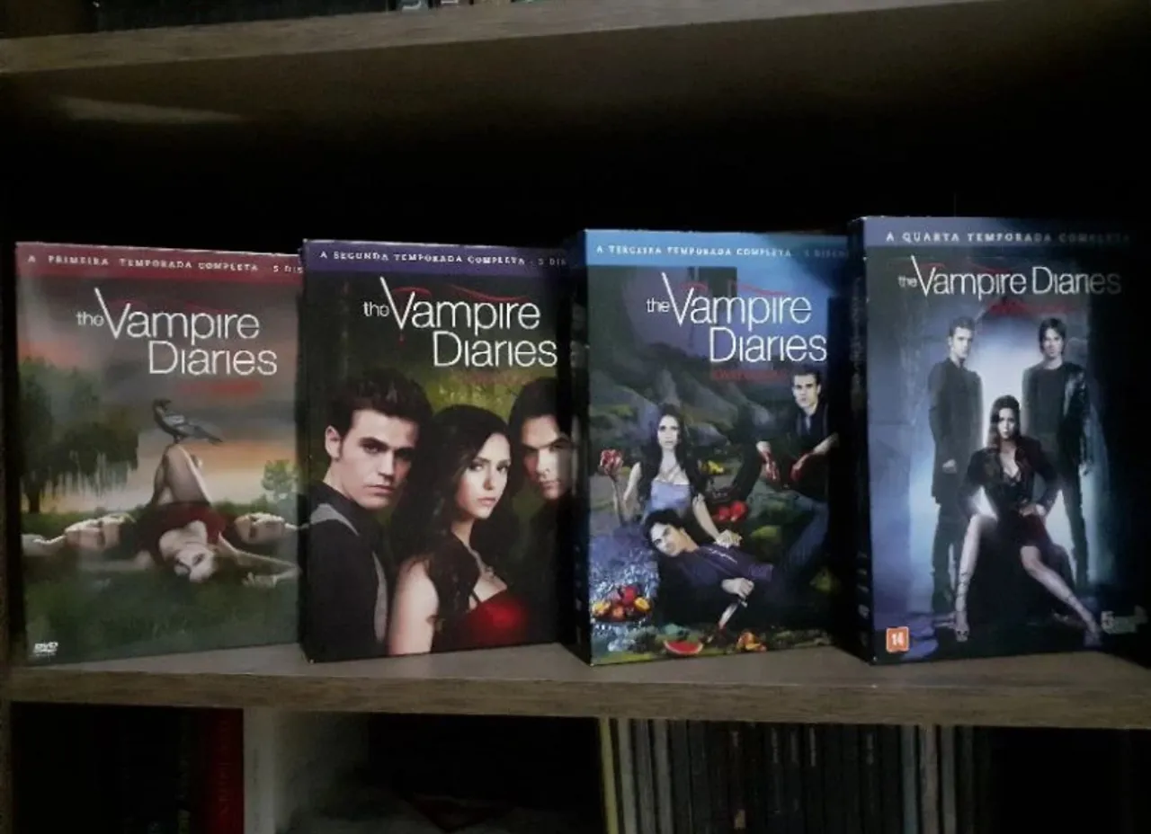 The Vampire Diaries - Combo As Quatro Primeiras Temporadas