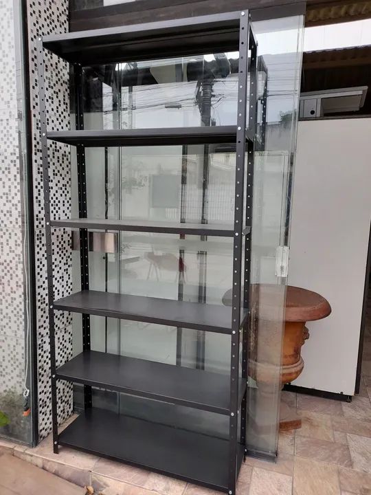 Estante de Aço 6 Prateleiras na cor preta