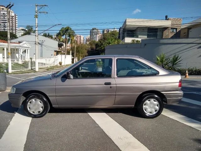 FORD ESCORT GL 1.8I / 1.8 1996 - 1305477378 | OLX