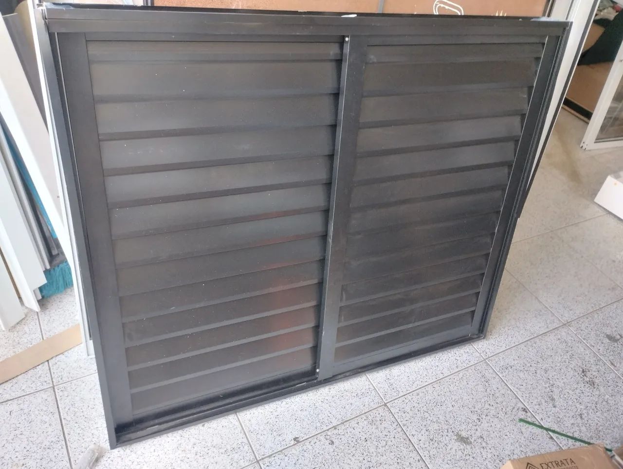 Veneziana 3 folhas preto 120x100 preto Vivace  - Foto 2